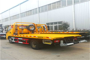 阳明区附近拖车救援搭电